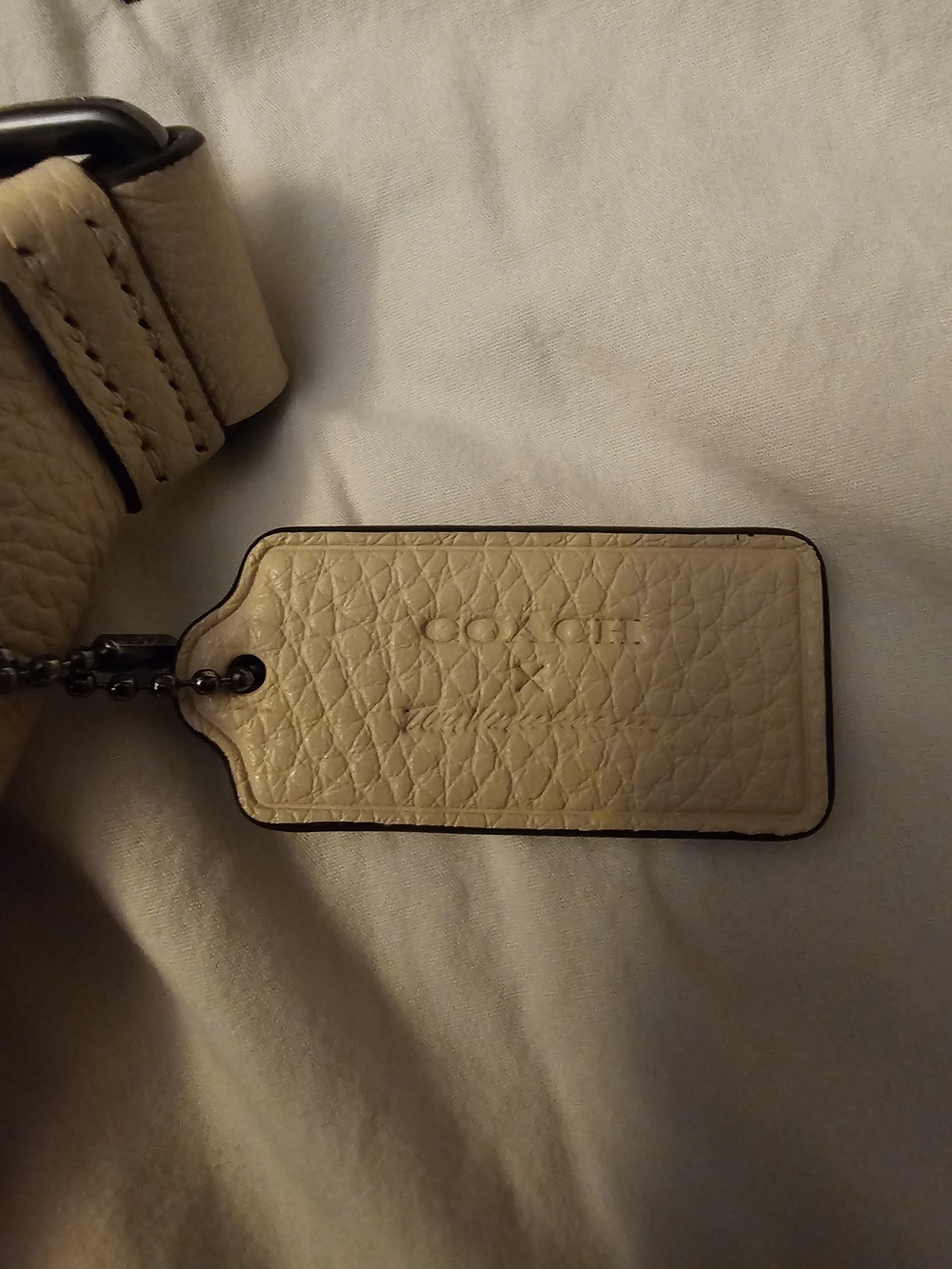 Coach Cream Leather Crossbody Belt Bag with Black Strap - Picture 4 of 5